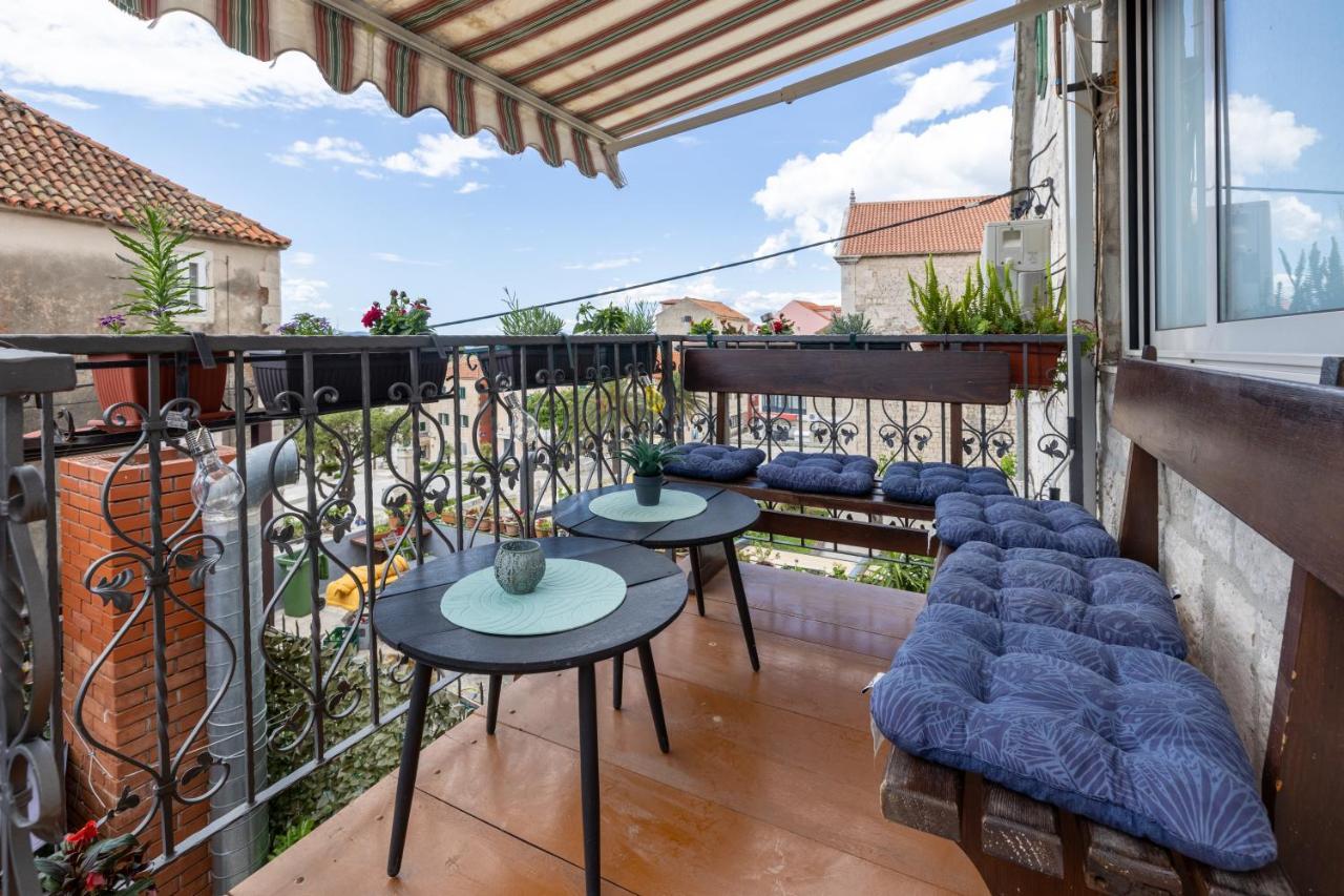Guesthouse Rebecca Makarska Exterior foto